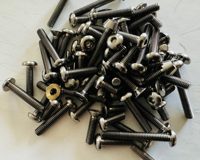 Team Associated B6.4 - HyperLite 2.5MM Titanium Upper Screw Team Associated B6.4 - HyperLite 2.5MM Titanium Upper Screw
